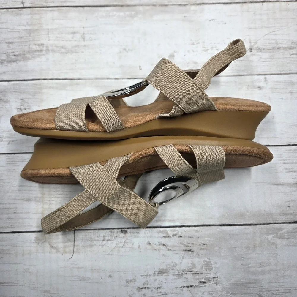 Naturalizer Galaxy Wedge Sandals Elastic Slingback Women 9M Taupe Silver Ring